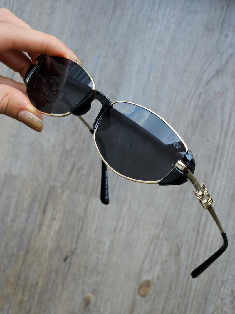 I18n Error: Missing interpolation value "imagealt" for "Cargue la imagen en el visor de la galería, {{ imagealt }}"
